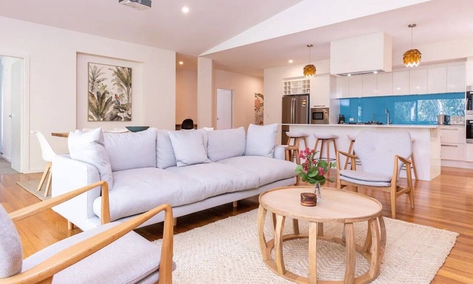 Smiths Lake House | Kailani Spacious and Stylish at Smith's Lake