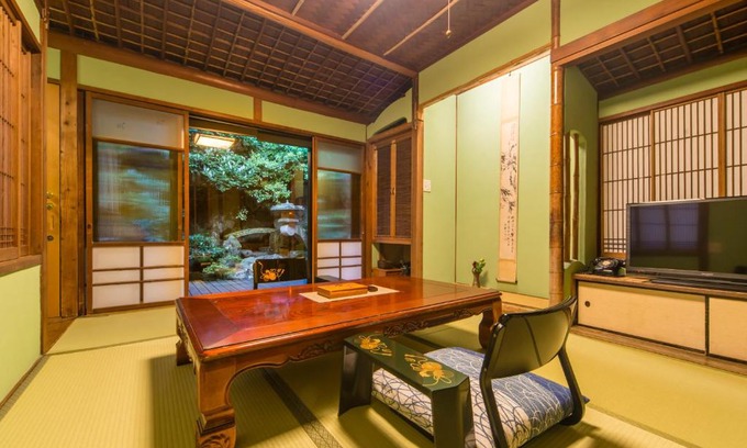 Tahara Hotel | Kakujoro