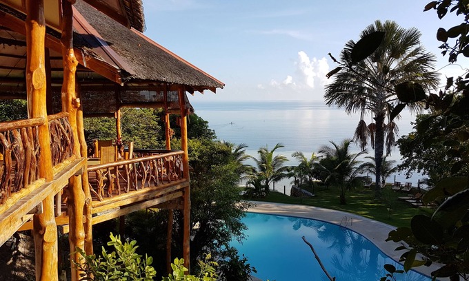 Enrique Villanueva Hotel | Kalachuchi Beach Resort