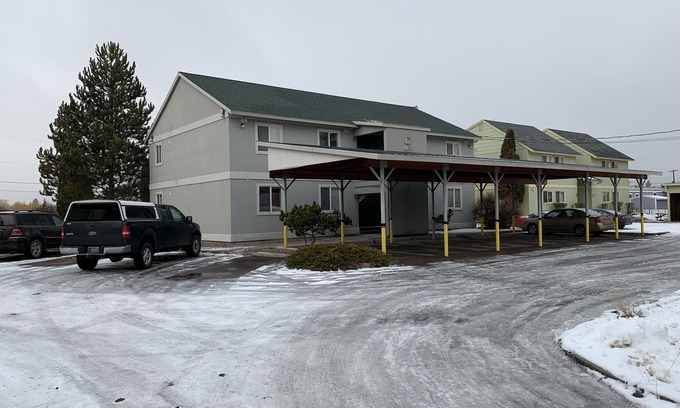 Kalispell Condo | Kalispell Ground Floor two Bedroom C3 Condo for long term monthly rentals
