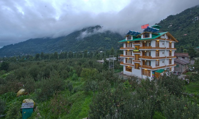 Burwa Hotel | Kalista Resorts