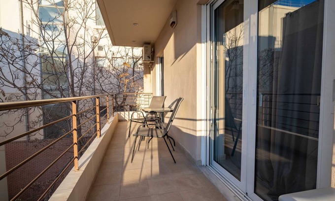 Moschato-Tavros Apartment | Kalithea train station 1bedroom 2persons