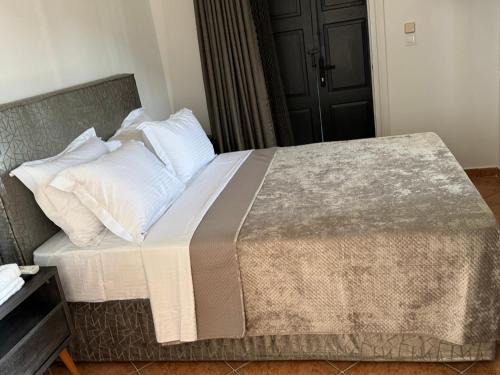 Mirties Bed & Breakfast | Kaloniki Rooms & Suites