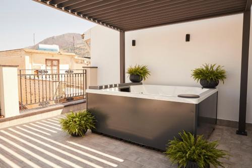 Partinico Bed & Breakfast | Kalsa Sicilian Rooms