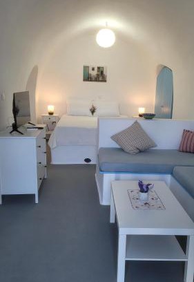 Aroniadika Apartment | Kamaraki Grande Aroniadika