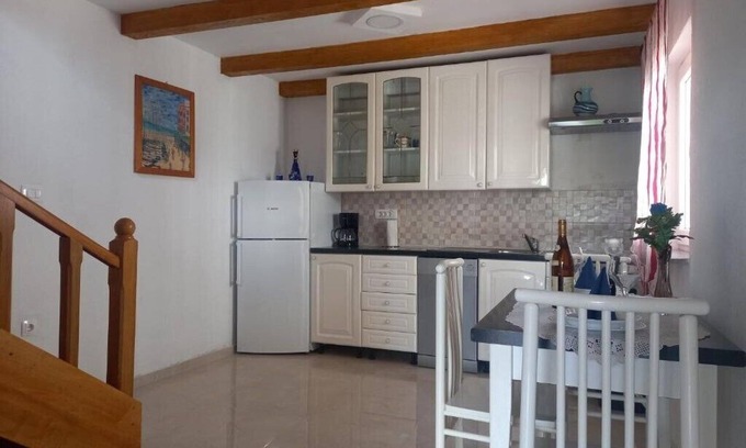 Jurdani House | Kameni Biser Abalon