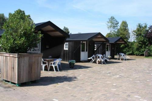 Wintelre Other | Kampeerhut met gedeeld sanitair