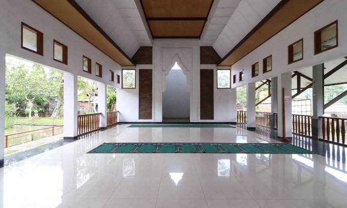 Pasirjambu Hotel | Kampung Pa'go Resort Hotel