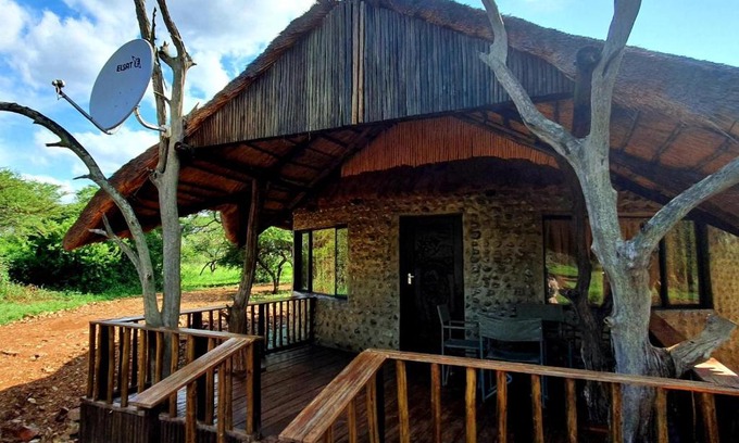 Lubombo District Cabin | KaMsholo Bushveld Safaris