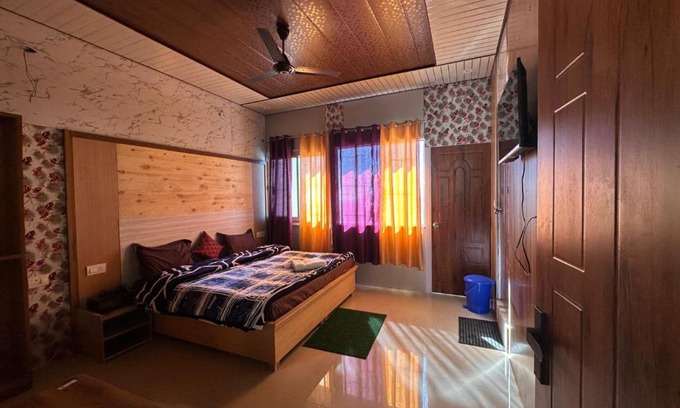Sakalana Range Hotel | Kanatal's Valley View INN