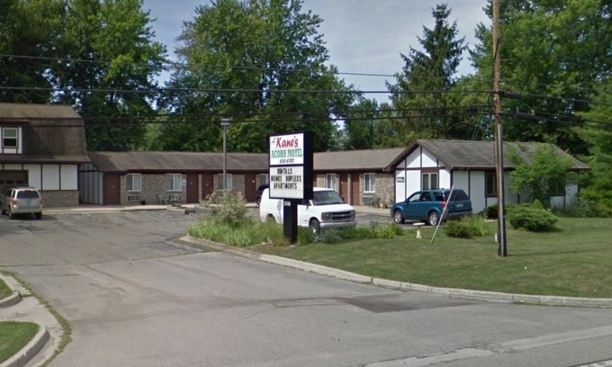 Williamston Hotel | Kane's Acorn Motel