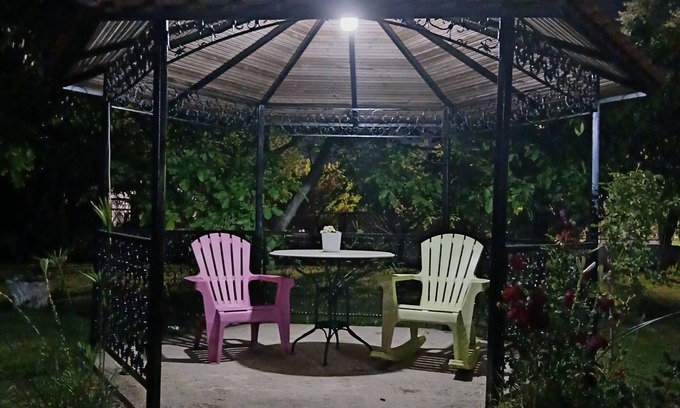 Kallikratia Cottage | Kanela House ,cottage near the beach with very large grassed yard