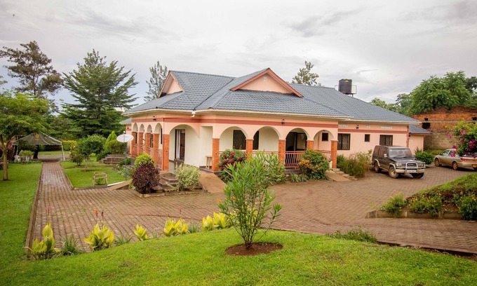 Tororo Hotel | Kanfi Hotel