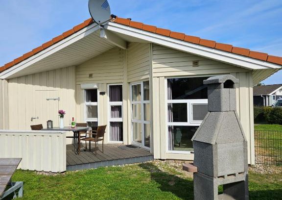 Lensterstrand House | Kapitänshus-Strandpark 24