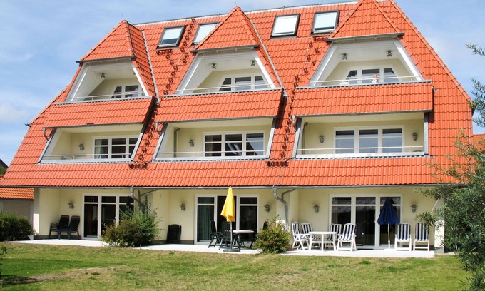 Breege Apartment | Kapitänskajüte by Interhome