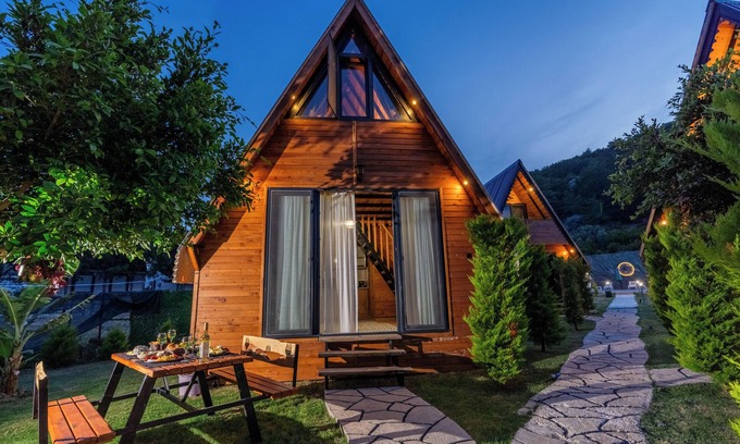Karaoz Hotel | Karaöz Sapphire Bungalows