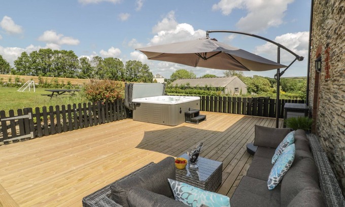 St. Just in Roseland House | KARADOW, pet friendly, character holiday cottage in St Mawes