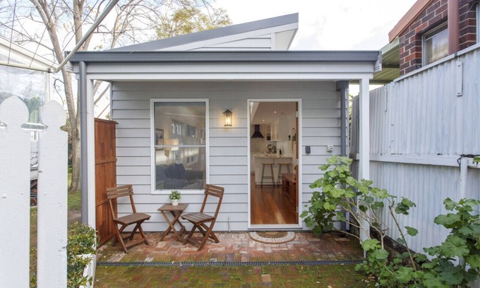 South Fremantle House | Karak Cottage - Spacious 1 Bedroom Guesthouse