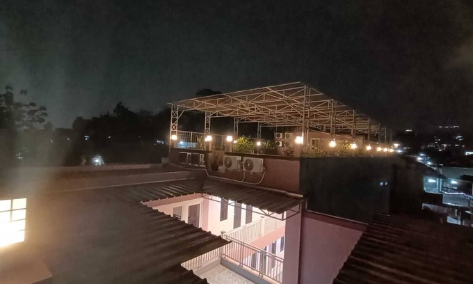 Bandung House | Karana Guesthouse Syariah Bandung & Luang Cafe