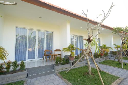 Kutuh House | Karang Beji homestay