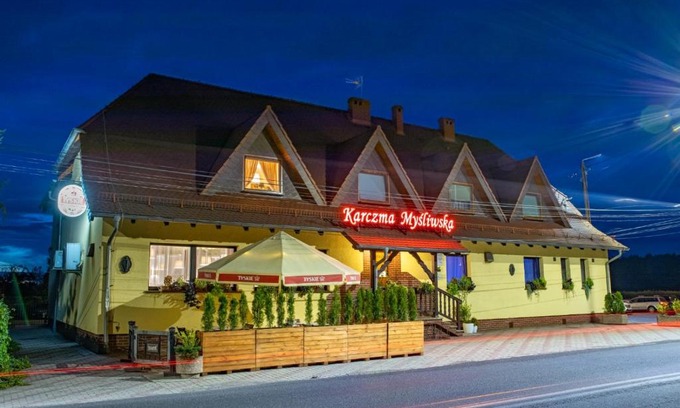 gmina Lasowice Wielkie Bed & Breakfast | KARCZMA MYŚLIWSKA