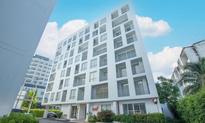 Si Racha Apartment | Karin hotel & Service apartment - SHA Extra Plus