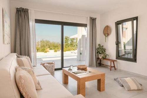 Antipata Villa | Karma - Unalome Villas