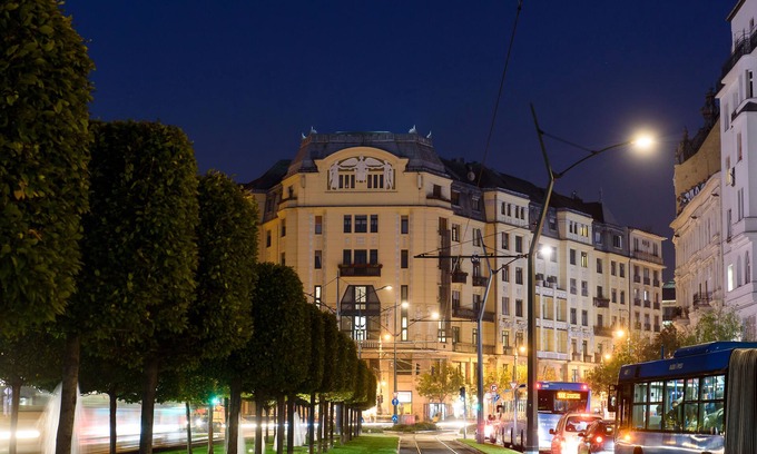 Inner City Budapest House | Karoly Corner Residences
