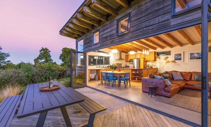 Pakawau House | Karu ō te Kiwi