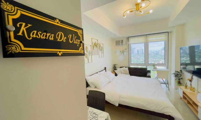 Ugong Apartment | Kasara De Ulap BEST Staycation - 25th Floor City View - Pool & Fast Wi-Fi