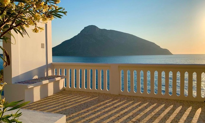 Kalymnos Villa | Kastelli Blu SEA - Luxury Waterfront Designer Villa