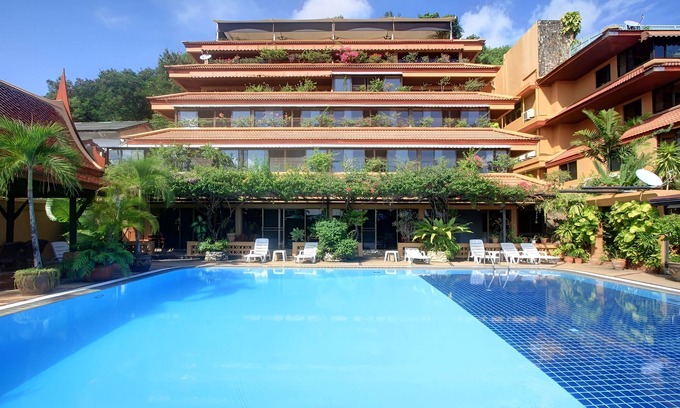 Kata Apartment | Kata-Karon beaches + Pool in Paradise