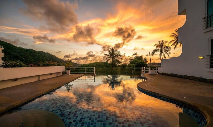 Kata Apartment | Kata Ocean View Condo- mountain view apartment