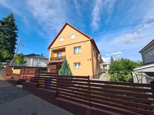 Miskolc-Tapolca Apartment | Katalin Apartmanház