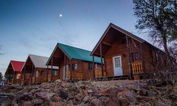 Tombstone Cabin | Katie's Cozy Cabins