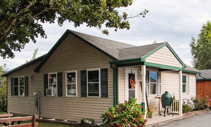 Gordonville House | Katie's kountry cottage in the heart of Amish Country