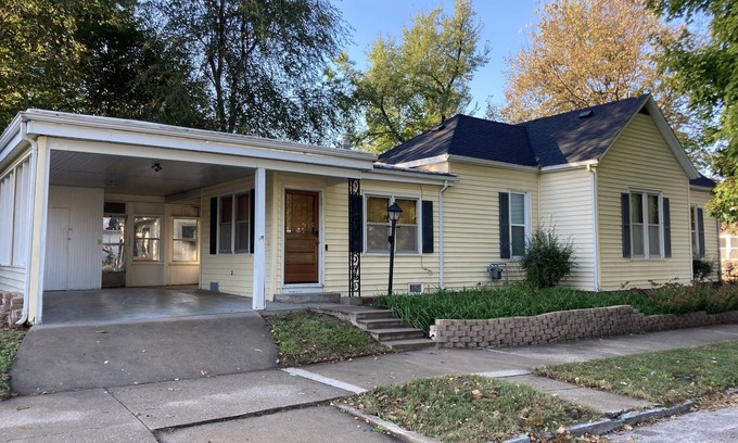 Boonville House | Katy Trail Pull Off
