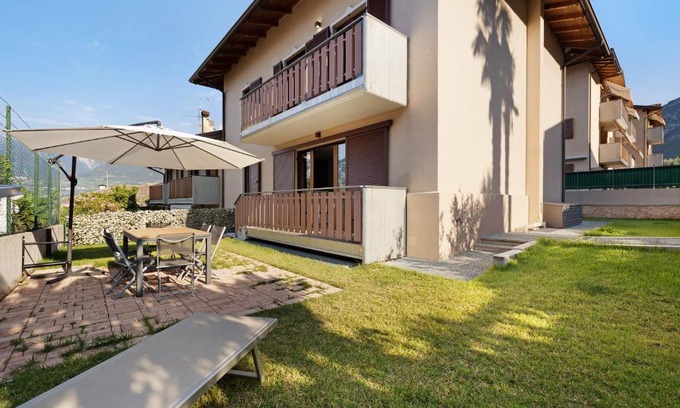 Bolognano-Vignole Villa | Katzemburg 9999