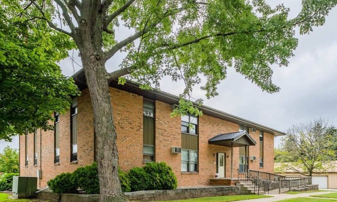 Kaukauna Apartment | Kaukauna Flats 9 Summ
