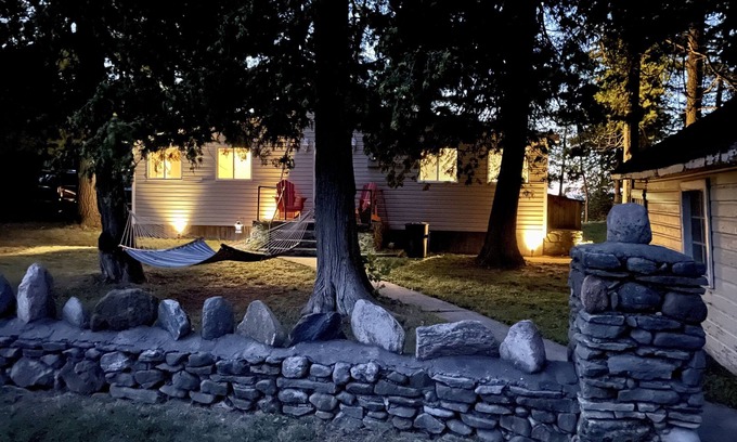Pleasant Point Cottage | Kawartha waterfront Cottage rental