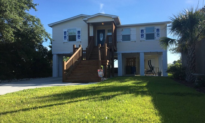 Cedar Point House | Kayaker and Bird Watchers Dream: Freshly Renovated with Breathtaking Views