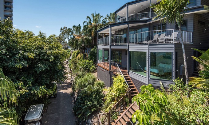Hamilton Island House | Kaylan - 4 bedroom house