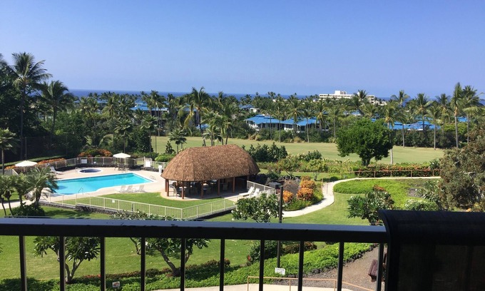 Keauhou Condo | Keauhou with gorgeous oceanview and on the 8th hole of Kona Country Club fairway