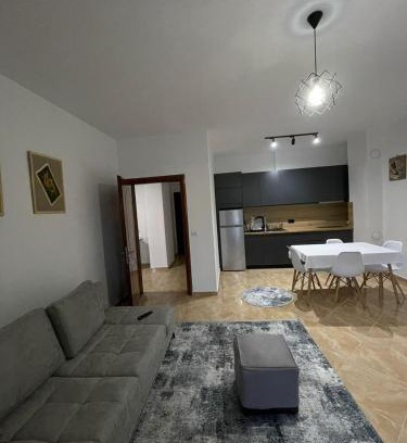 Pogradec Apartment | KEDA's-Guesthouse
