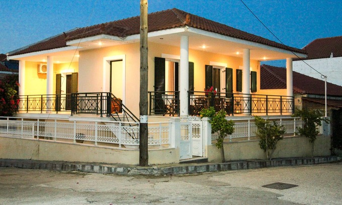 Lixouri House | Kefalonia, Lixouri Budget friendly house