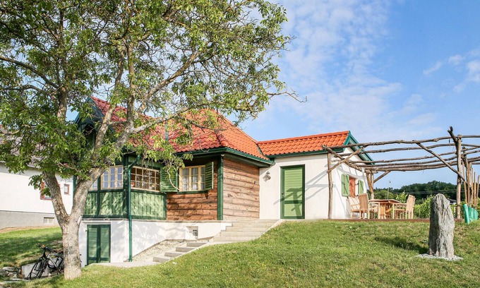 Deutsch Schuetzen-Eisenberg House | Kellerstoeckl Suedburgenland