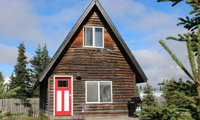 Kenai Cabin | Kenai Beachfront Cabin 2 - Middle of Kenai and Kasilof river fishing grounds