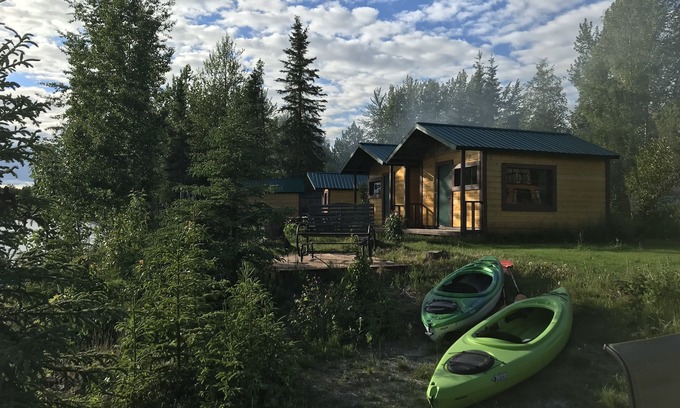 Soldotna Cabin | Kenai River Kayak and Cabin #3 30 feet from the riverbank