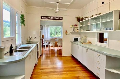 Coolabine House | Kenilworth Farmhouse