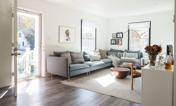 Kensington House | Kensington Home, 3 levels, 4 BR 4 BA, yard, Parking
